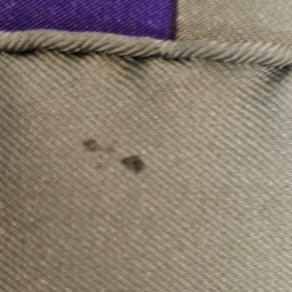 Hermès Cheval Turc Silk Scarf 90cm Olive Green Purple Horse Design by Vauzelles - Picture 9 of 10